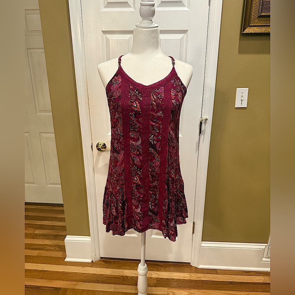 Hollister Maroon Strappy Top with Vibrant Accents